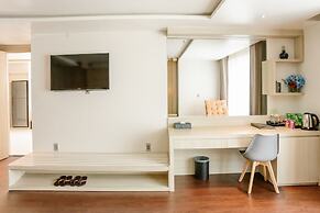 Holiday One Hotel