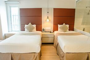 Holiday One Hotel