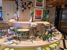 Holiday One Hotel