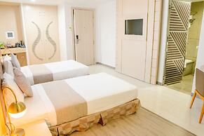 Holiday One Hotel