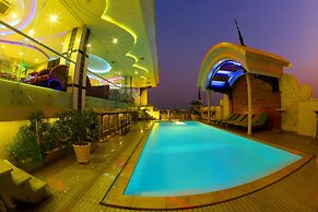 Holiday One Hotel