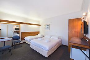Blue Hills Motel