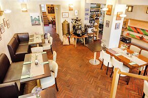 Chopin Boutique