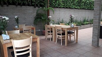 The Flora Boutique Hotel