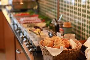 Hotell Aston
