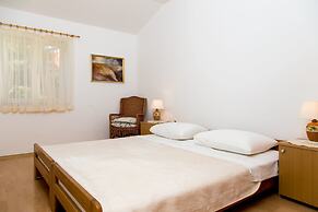 Apartments Mare