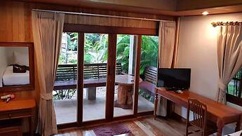Blue Diamond Resort