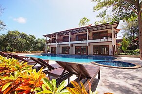 Blue Diamond Resort