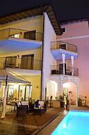 Residenza Le Due Torri Apartments