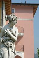 Residenza Le Due Torri Apartments