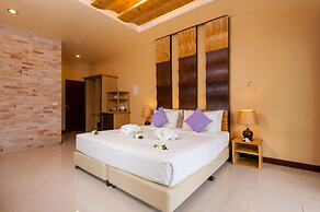 Palm Leaf Resort