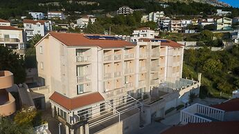 Villa MiraMar