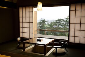 Kotohira Kadan