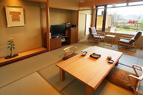 Kotohira Kadan