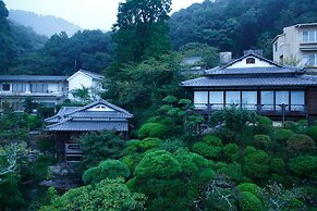 Kotohira Kadan