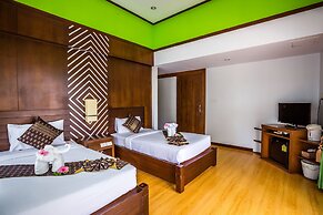 Phi Phi Andaman Beach Resort