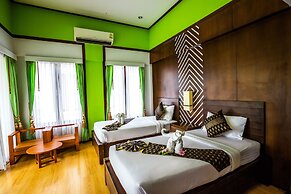Phi Phi Andaman Beach Resort