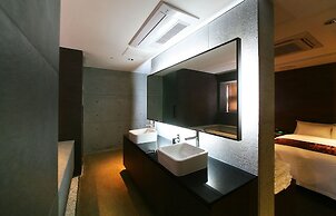 Nox Boutique Hotel
