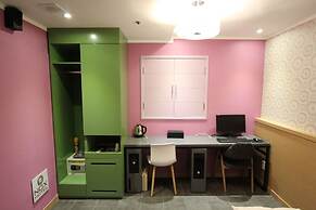Nox Boutique Hotel