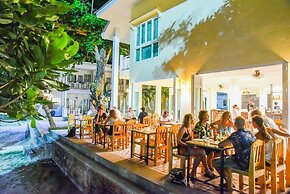 Ananda Villa
