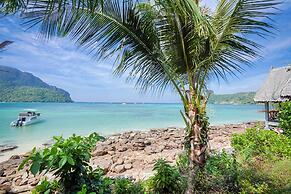 Phi Phi Cozy Seafront Resort