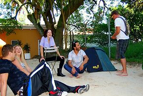 Ashanti Lodge Backpackers Gardens