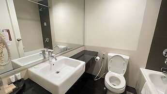 Harmoni One Convention Hotel & Service Apartments