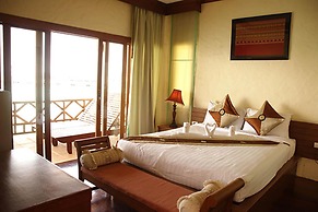 Rin Beach Resort
