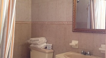 Hotel Costa Inn