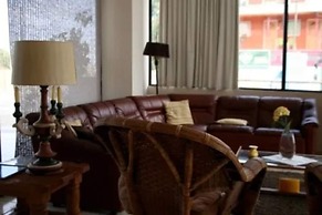 Hotel Blanco Encalada