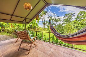 Hotel Las Caletas Lodge