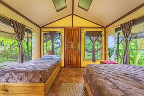 Hotel Las Caletas Lodge