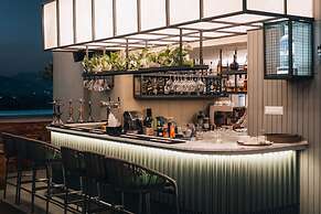 Hotel Shambala