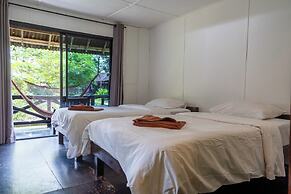 Mook Lanta Eco Resort