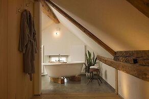 The River House Boutique Hotel