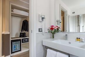 Fragrance Hotel St. Peter