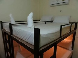 Seventeen Hostel