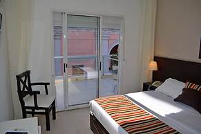 De la Plaza Hotel