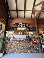 Novie's Tourist Inn