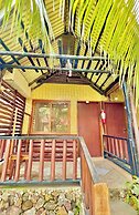 Novie's Tourist Inn
