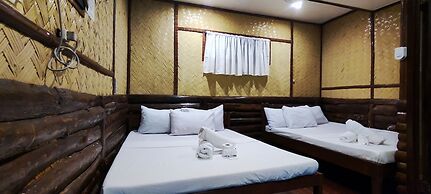 Novie's Tourist Inn