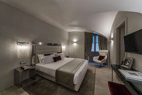 Terrace Pantheon Relais
