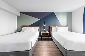 Hotel Willo (formerly YWCA Hotel Vancouver)
