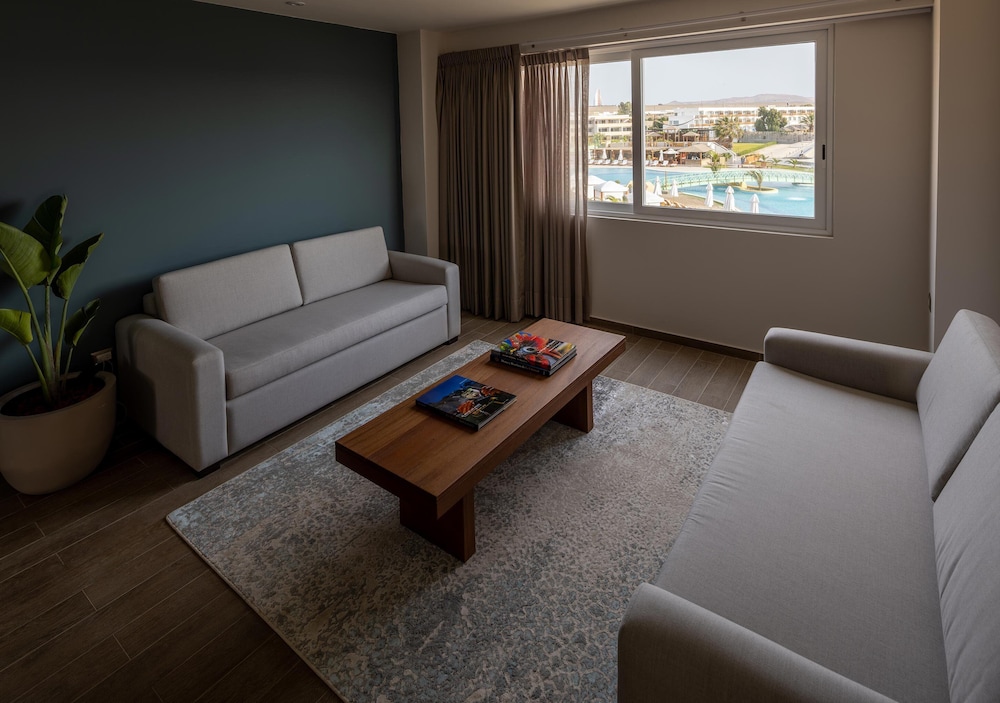 Aranwa Paracas Resort & Spa