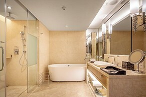 Renaissance Chengdu Hotel
