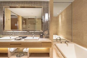 Renaissance Chengdu Hotel