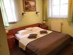 Hotel Podzamcze