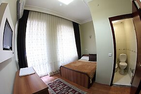 Paradise Hotel