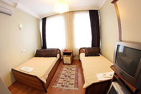 Paradise Hotel