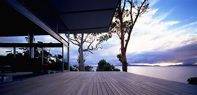 Avalon Coastal Retreat